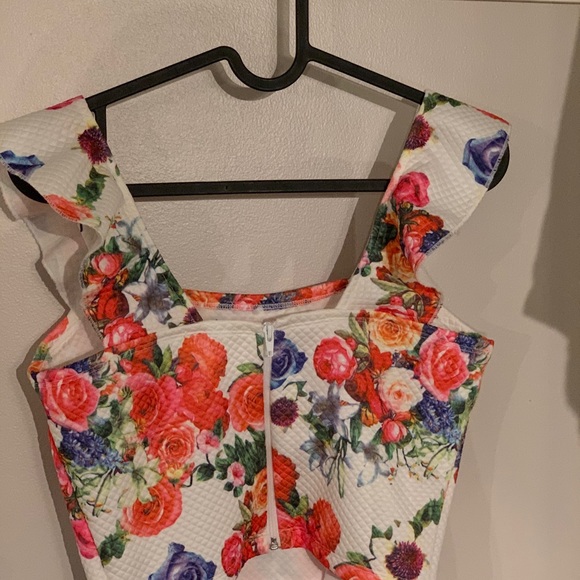 FLORAL TANK TOP - Picture 2 of 4